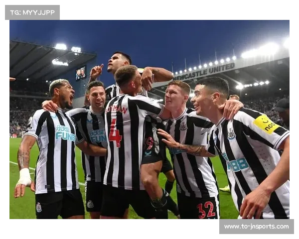 尤文 4000 万欧标价道格拉斯 - 路易斯 曼城利兹联等多队竞逐租借 + 买断方案